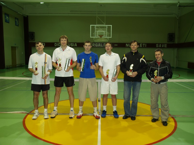 Turnyro nugalėtojai ir prizininkai: (iš kairės) R.Grigas ir R.Glasinskas (II vieta), N.Šakalys ir A.Šiukščius (I vieta), G.Kraujalis ir A.Pūkas (III vieta) 